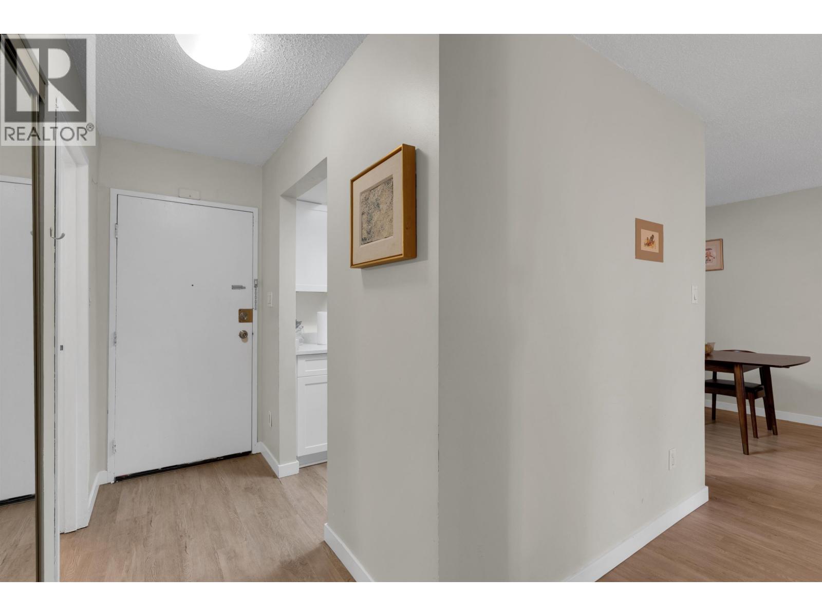 105 975 E Broadway, Vancouver, British Columbia  V5T 1Y3 - Photo 2 - R3135718