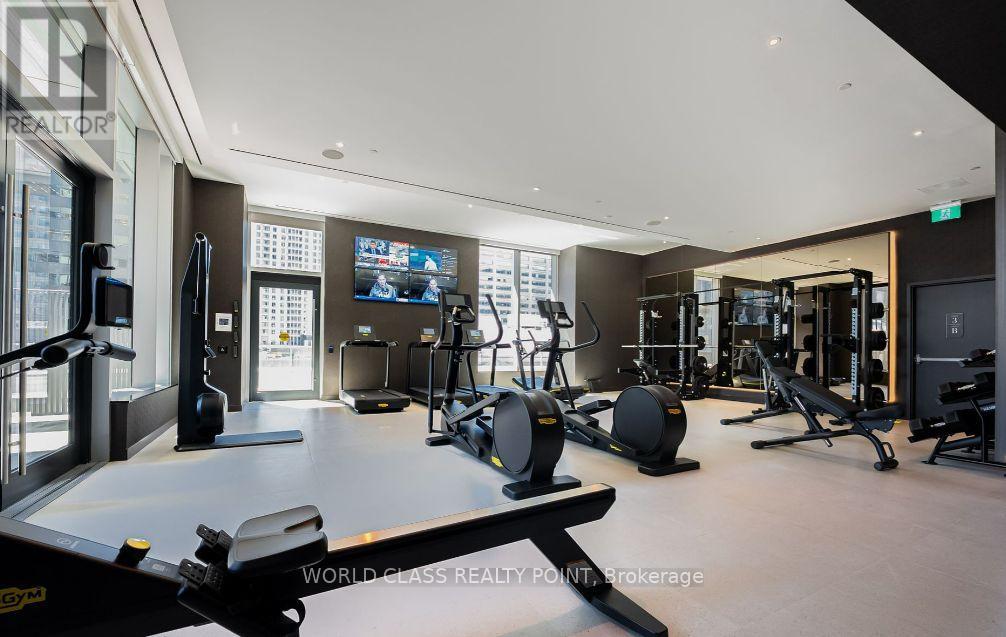 3706 - 11 Yorkville Avenue, Toronto, Ontario  M4W 0B7 - Photo 17 - C13443136