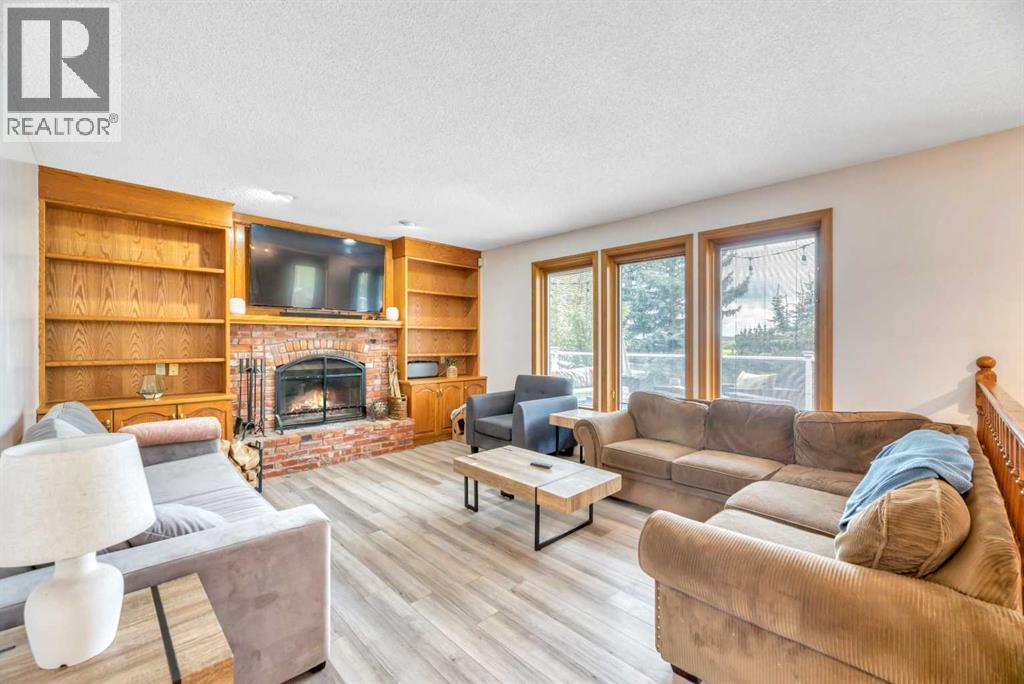 52 Woodpath Terrace SW, Calgary, Alberta  T2W 5Z7 - Photo 21 - A2319891