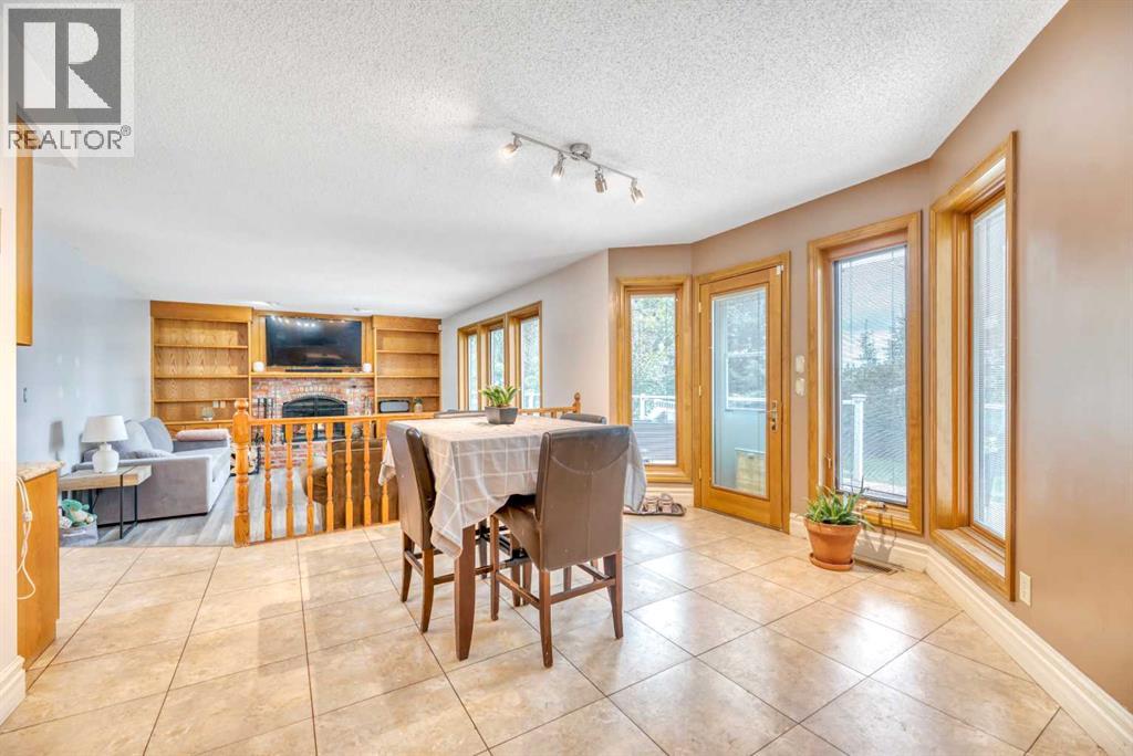 52 Woodpath Terrace SW, Calgary, Alberta  T2W 5Z7 - Photo 23 - A2319891