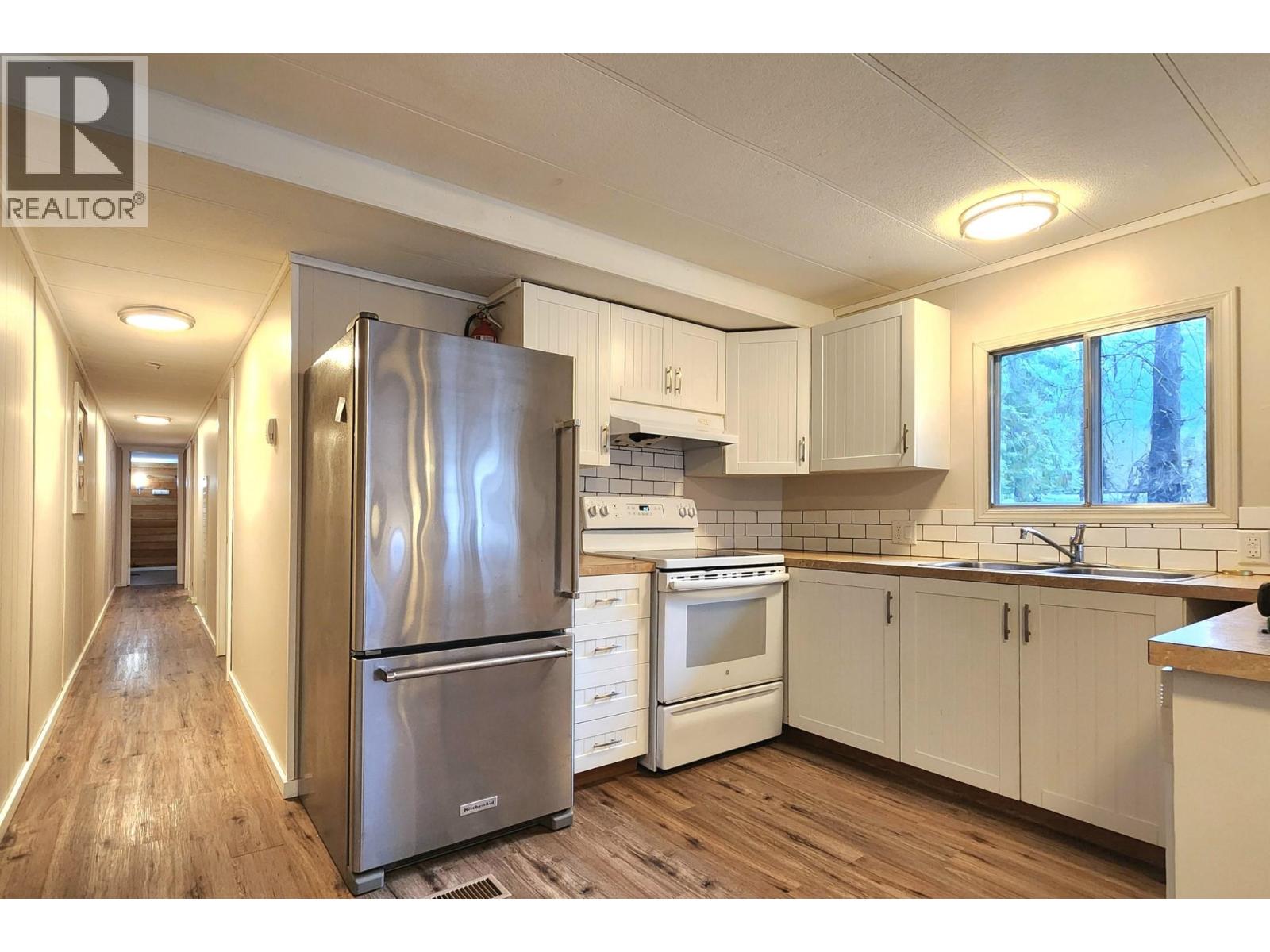 9304 UPPER LILLOOET RIVER FSR, Pemberton, British Columbia