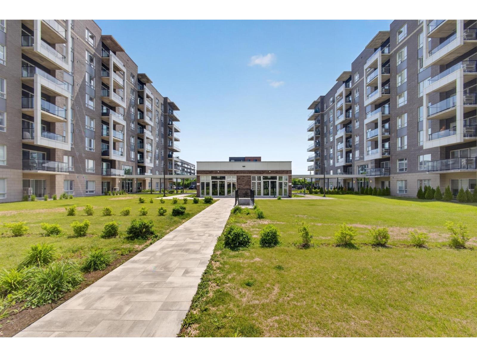248 Boul. Hymus|#205 Pointe-Claire Quebec Canada H9R0H4