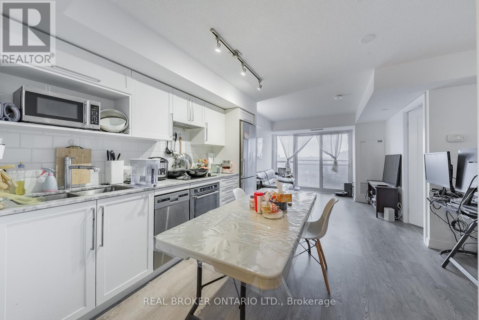 1618 - 275 Village Green Square, Toronto, Ontario  M1S 0L8 - Photo 15 - E13443146