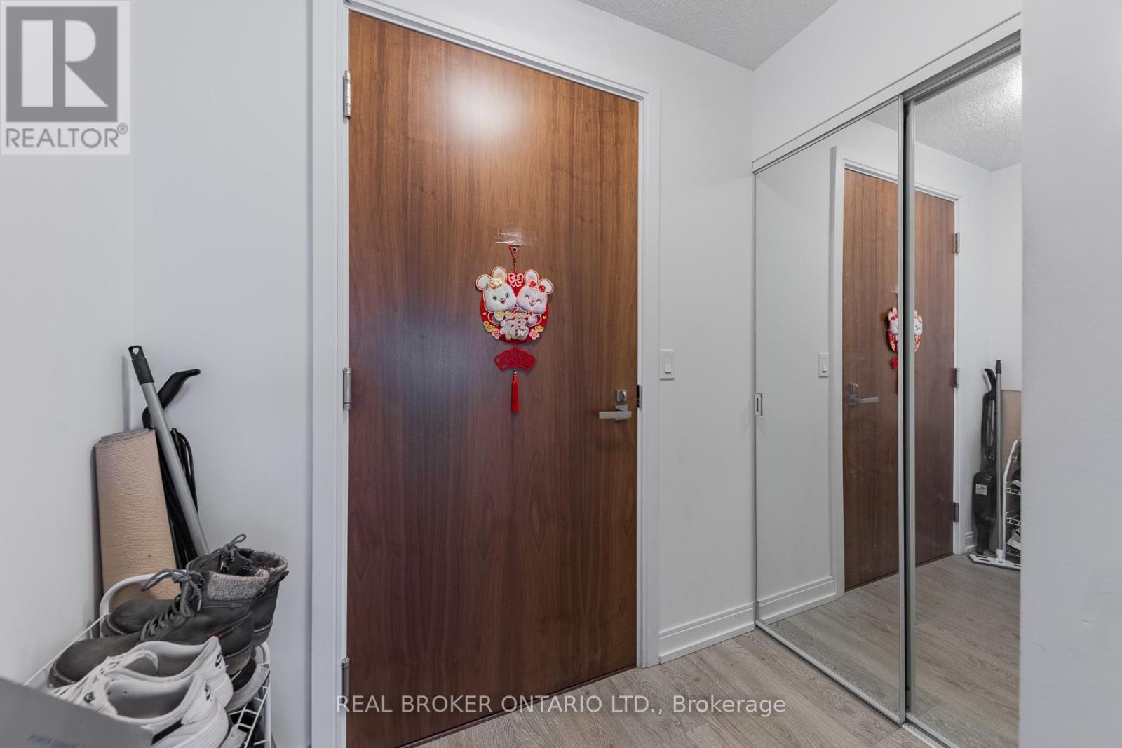 1618 - 275 Village Green Square, Toronto, Ontario  M1S 0L8 - Photo 4 - E13443146