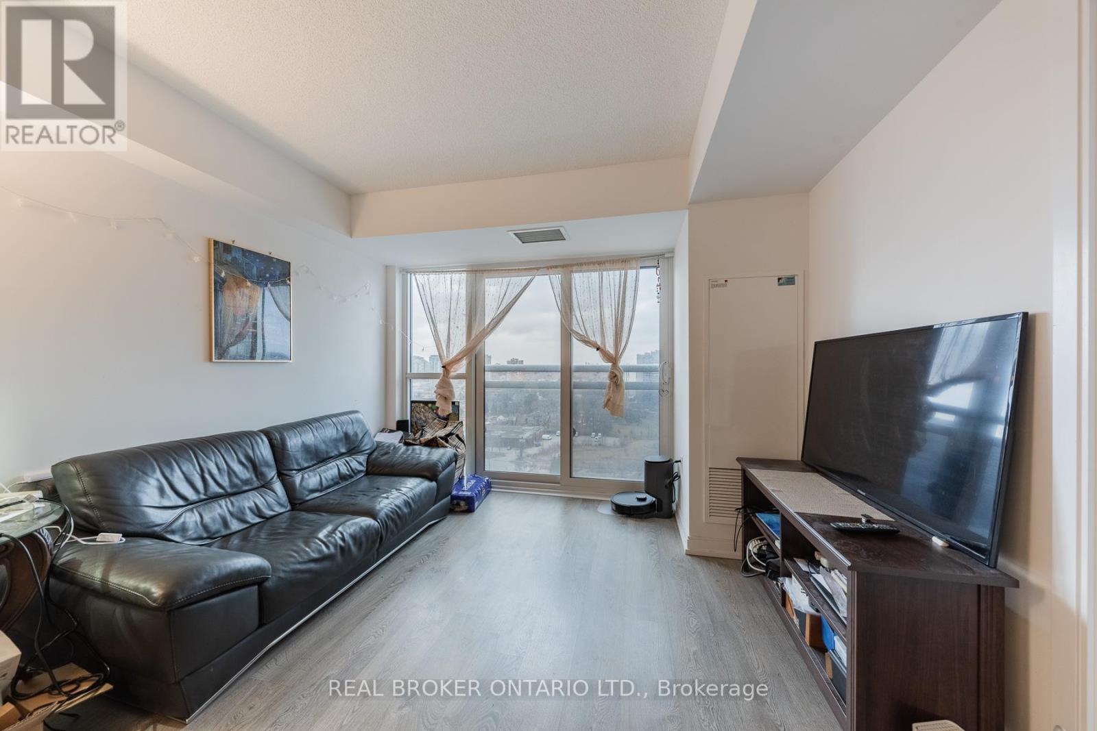 1618 - 275 Village Green Square, Toronto, Ontario  M1S 0L8 - Photo 5 - E13443146