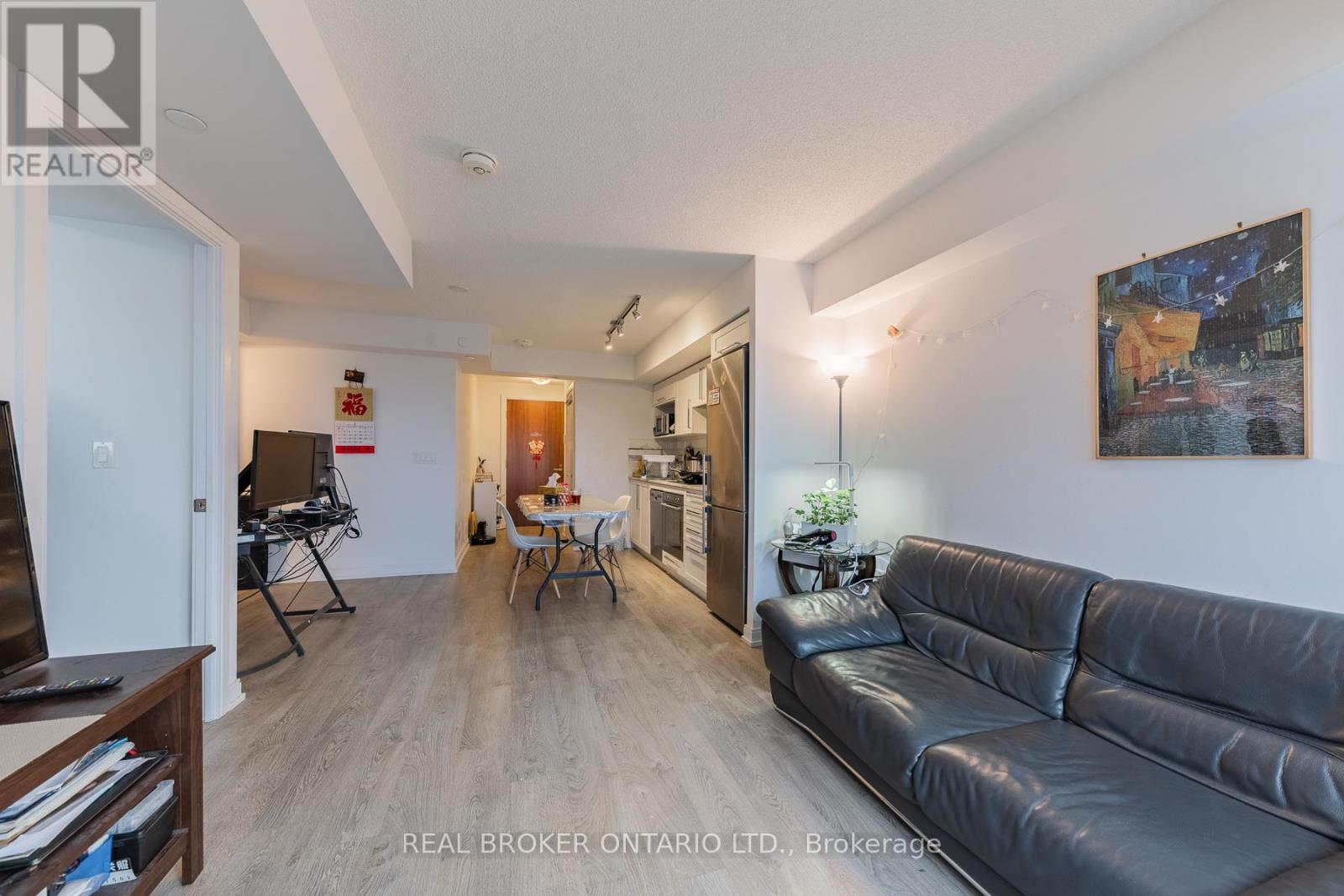 1618 - 275 Village Green Square, Toronto, Ontario  M1S 0L8 - Photo 7 - E13443146