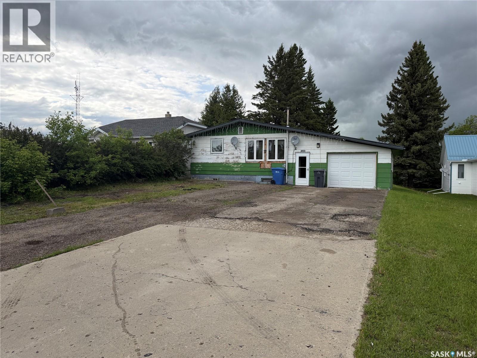 205 Pipestone AVENUE, Wawota, Saskatchewan