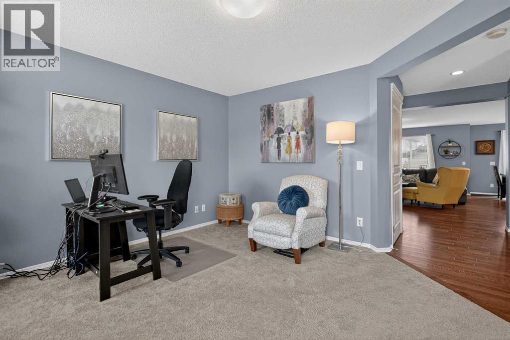 101 Elgin Meadows Manor Se, Calgary, Alberta  T2Z 0M5 - Photo 15 - A2318895