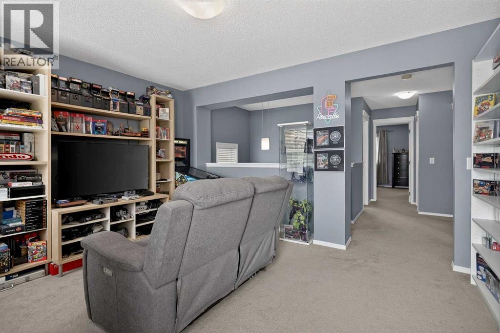 101 Elgin Meadows Manor Se, Calgary, Alberta  T2Z 0M5 - Photo 20 - A2318895