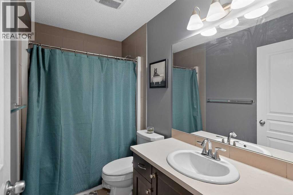 101 Elgin Meadows Manor Se, Calgary, Alberta  T2Z 0M5 - Photo 28 - A2318895