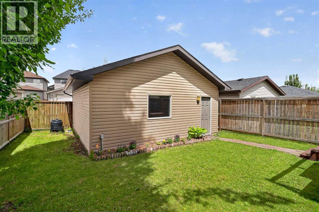 101 Elgin Meadows Manor Se, Calgary, Alberta  T2Z 0M5 - Photo 36 - A2318895