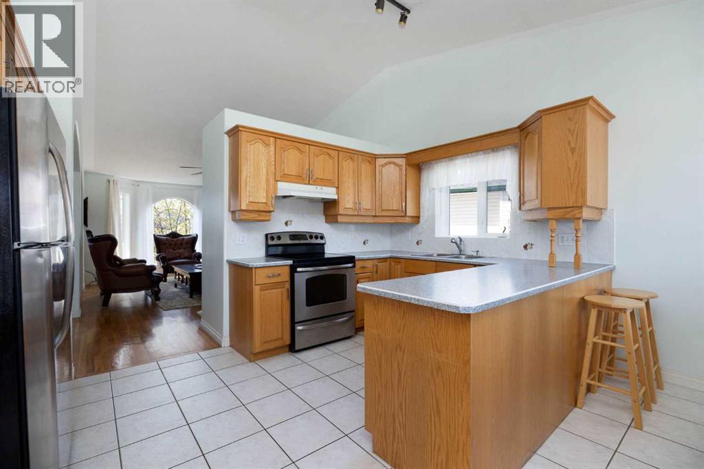 261 Boisvert Place, Fort Mcmurray, Alberta  T9K 1T2 - Photo 12 - A2313498
