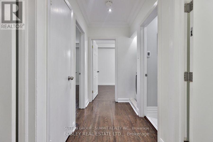 Main - 136 Regina Avenue, Toronto, Ontario  M6A 1R7 - Photo 11 - C13443208