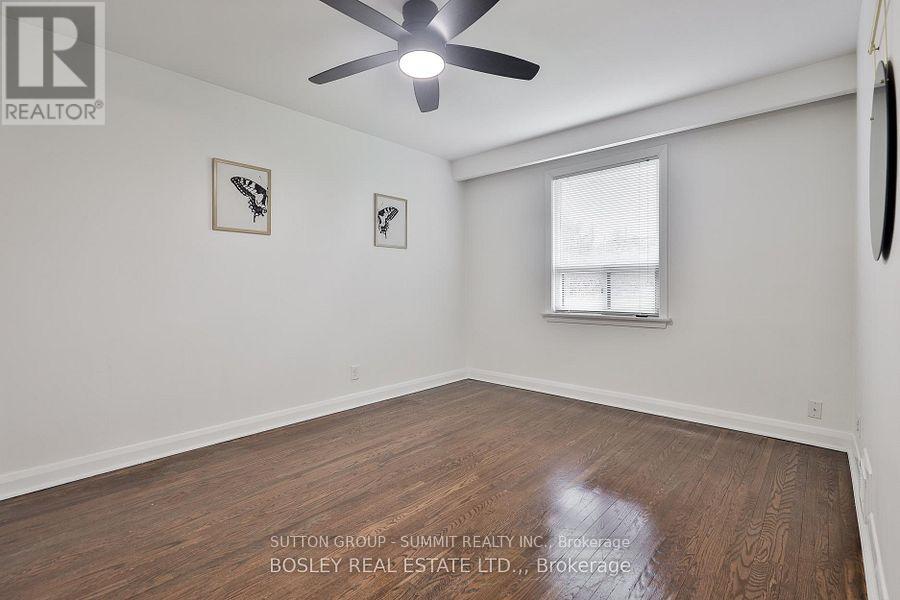Main - 136 Regina Avenue, Toronto, Ontario  M6A 1R7 - Photo 13 - C13443208