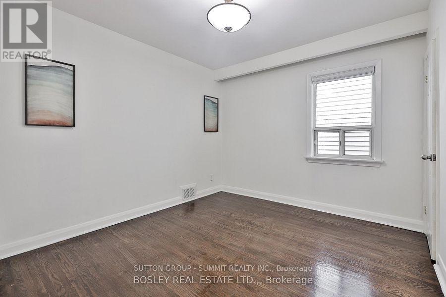 Main - 136 Regina Avenue, Toronto, Ontario  M6A 1R7 - Photo 15 - C13443208