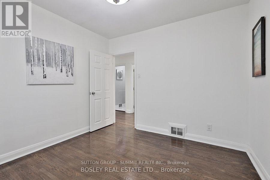 Main - 136 Regina Avenue, Toronto, Ontario  M6A 1R7 - Photo 16 - C13443208