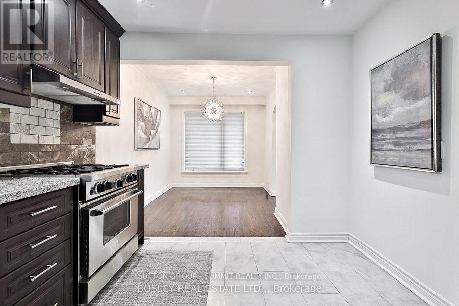 Main - 136 Regina Avenue, Toronto, Ontario  M6A 1R7 - Photo 6 - C13443208