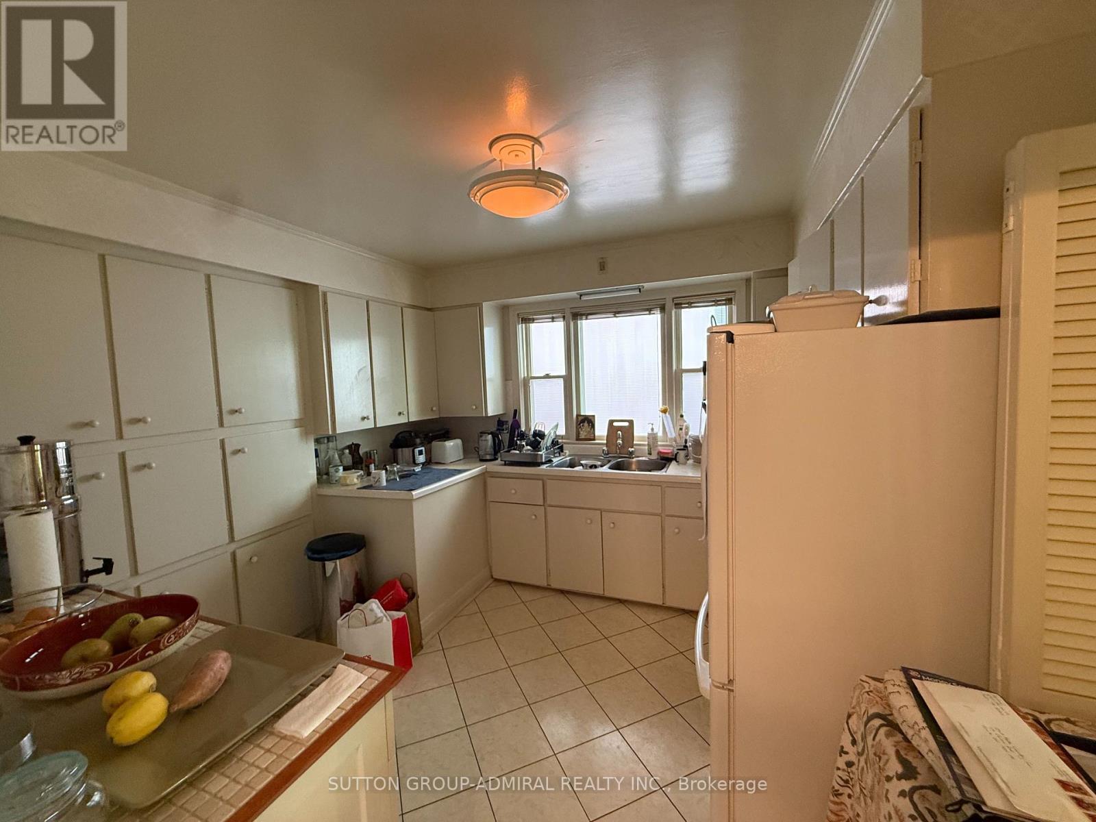 119 Caribou Road, Toronto, Ontario  M5N 2B1 - Photo 11 - C13443226