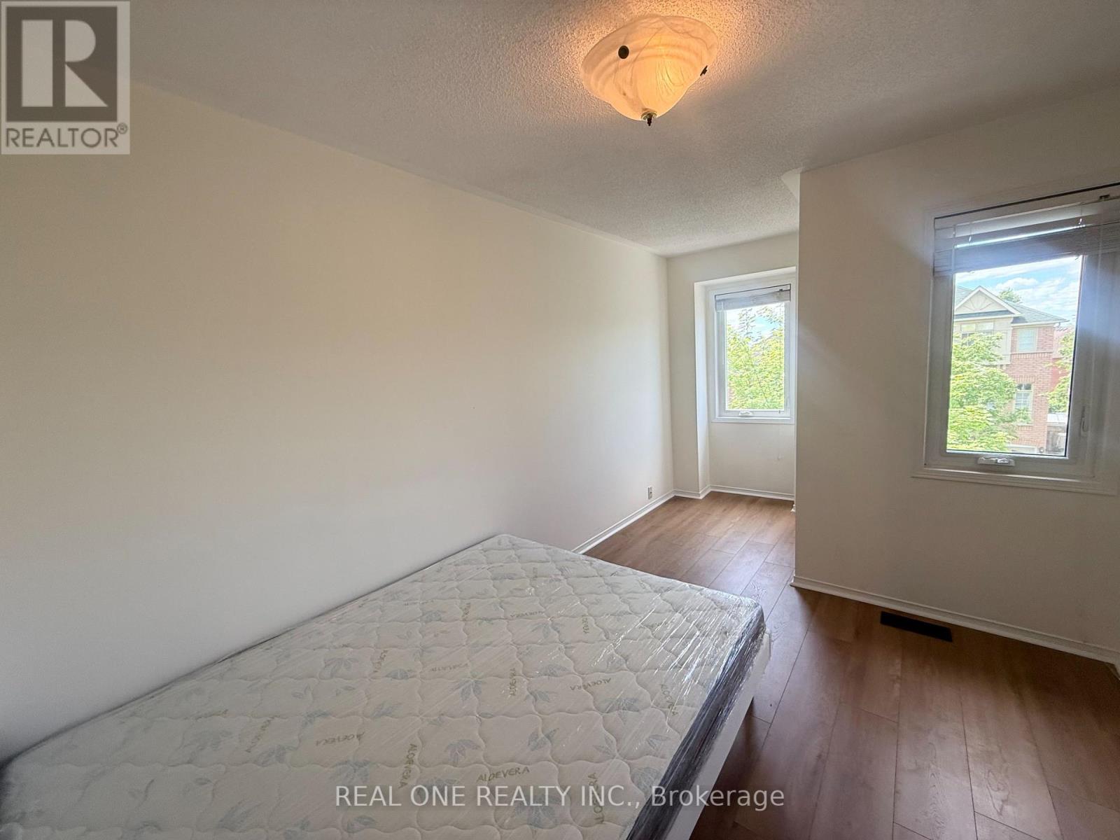 93 Brunswick Avenue, Markham, Ontario  L6C 2E6 - Photo 15 - N13443200