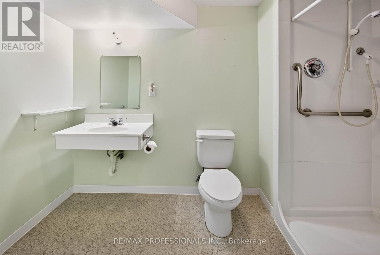 4 Bigham Crescent, Toronto, Ontario  M9C 5C6 - Photo 25 - W13443216
