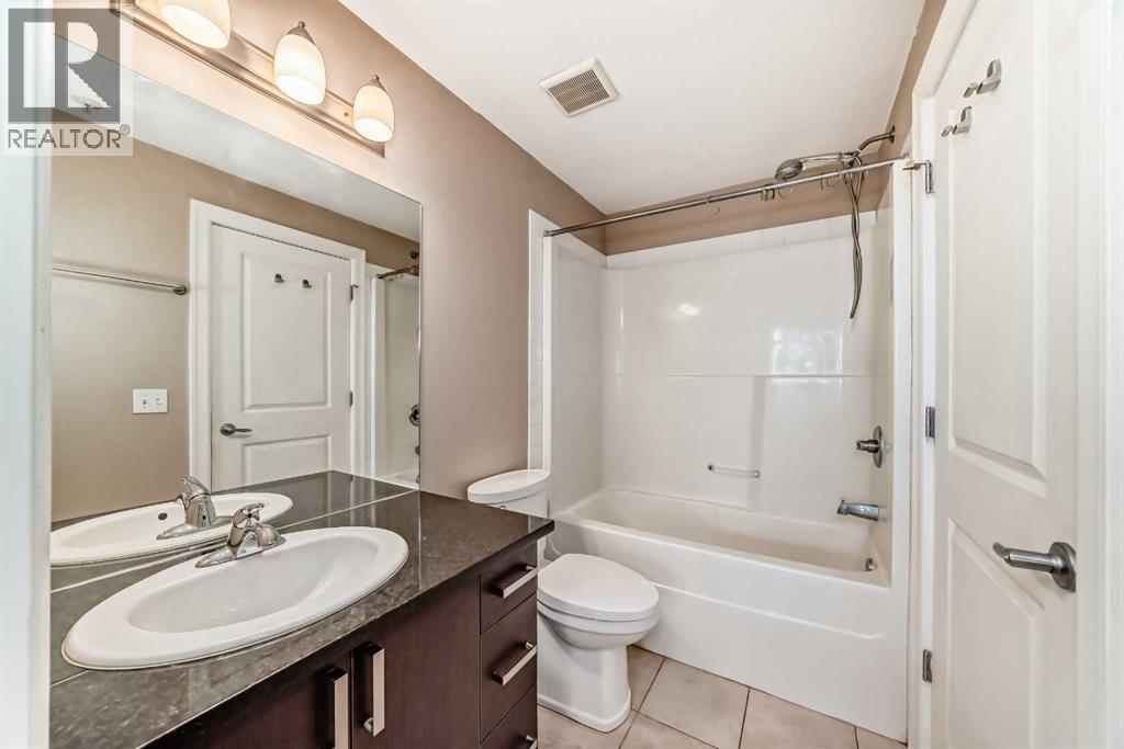 312, 117 Copperpond Common SE, Calgary, Alberta  T2Z 5E2 - Photo 17 - A2319540