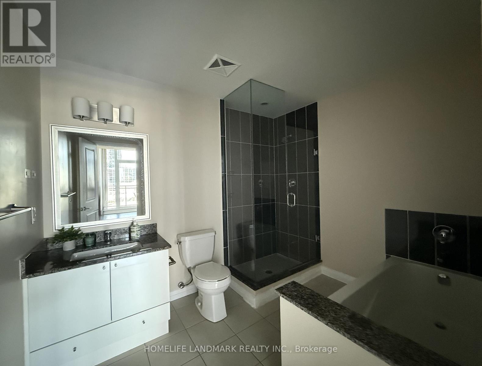 109 - 55 Eglinton Avenue W, Mississauga, Ontario L5R 3P5 - Photo 31 - W13418188