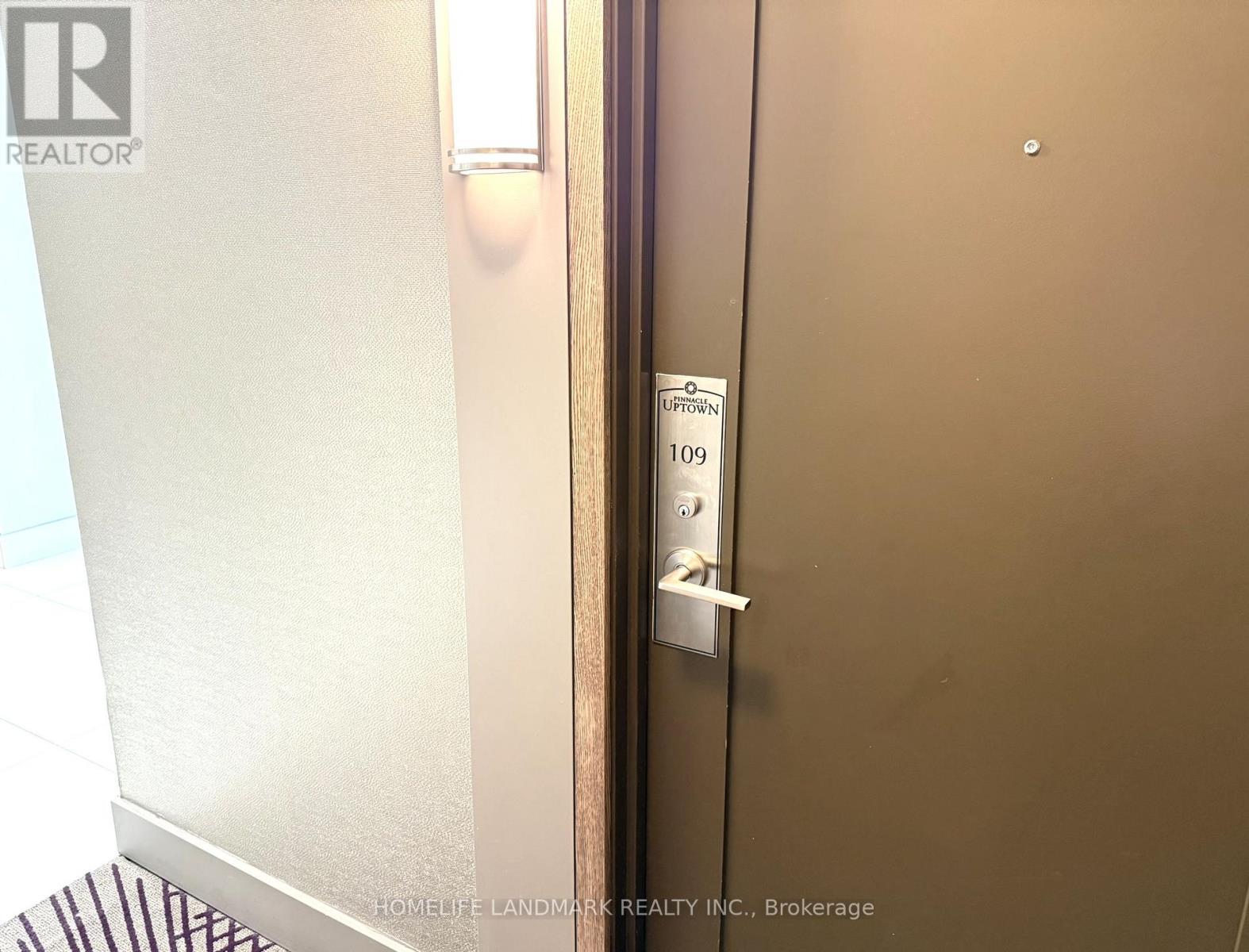 109 - 55 Eglinton Avenue W, Mississauga, Ontario L5R 3P5 - Photo 7 - W13418188