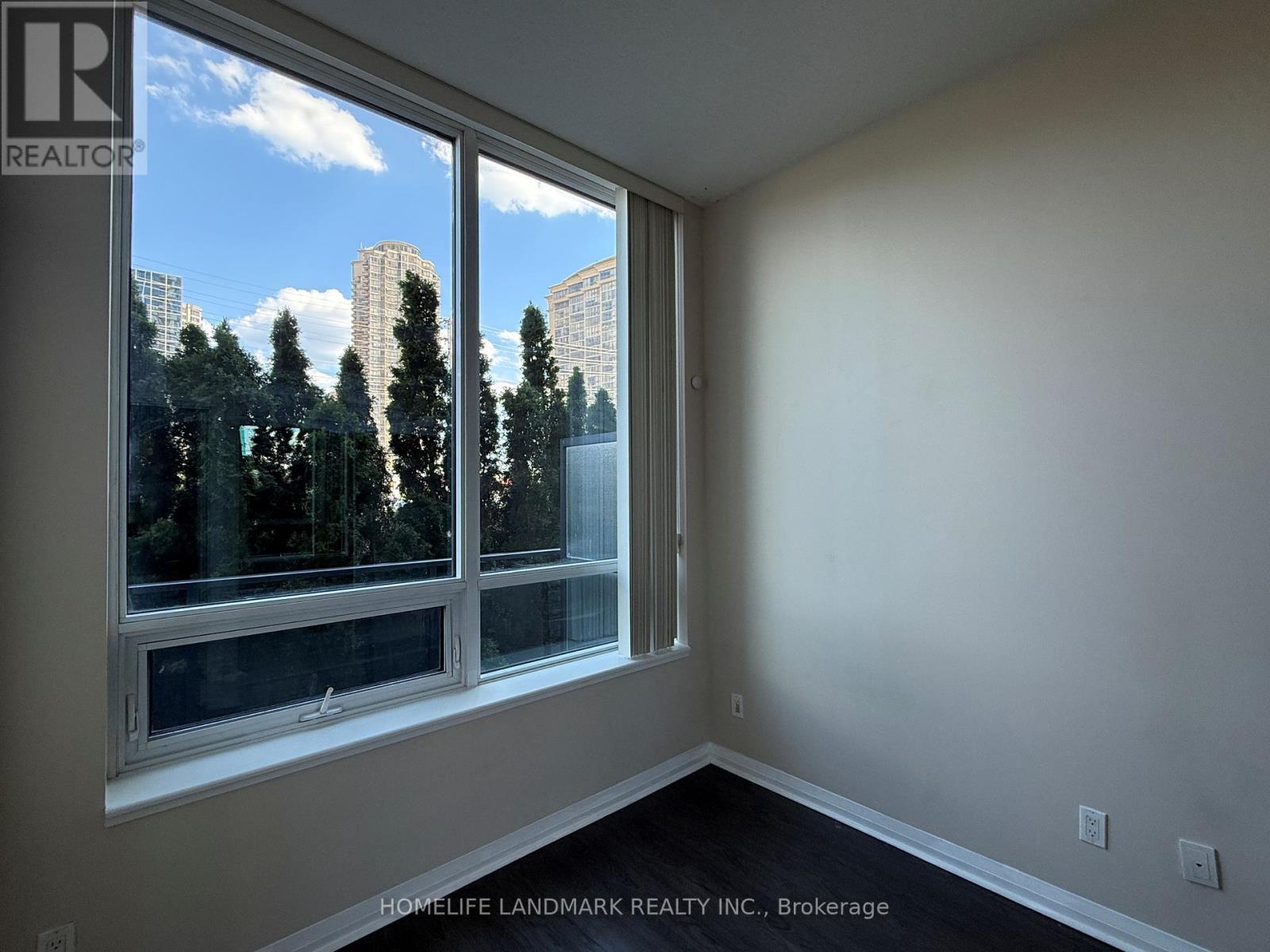 109 - 55 Eglinton Avenue W, Mississauga, Ontario L5R 3P5 - Photo 17 - W13418188