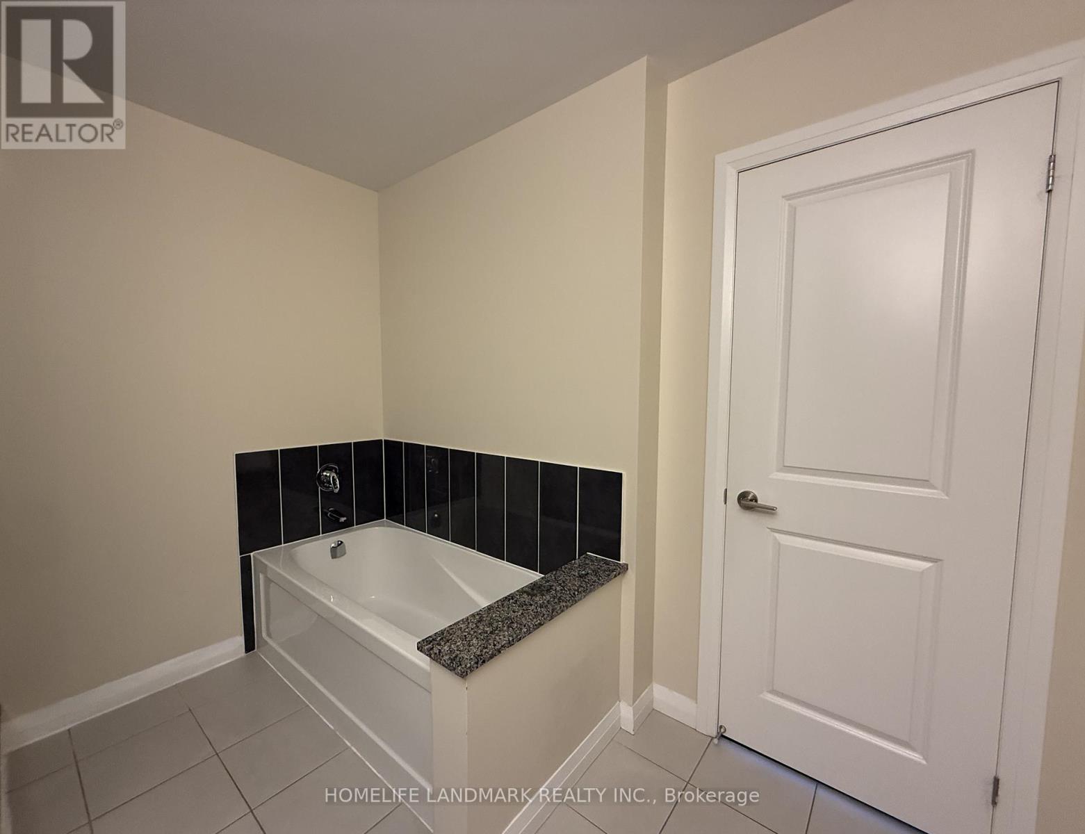 109 - 55 Eglinton Avenue W, Mississauga, Ontario L5R 3P5 - Photo 34 - W13418188