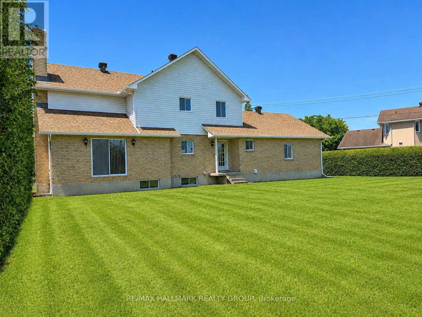 591 Laurin Street, Hawkesbury, Ontario  K6A 3G6 - Photo 2 - X13442232