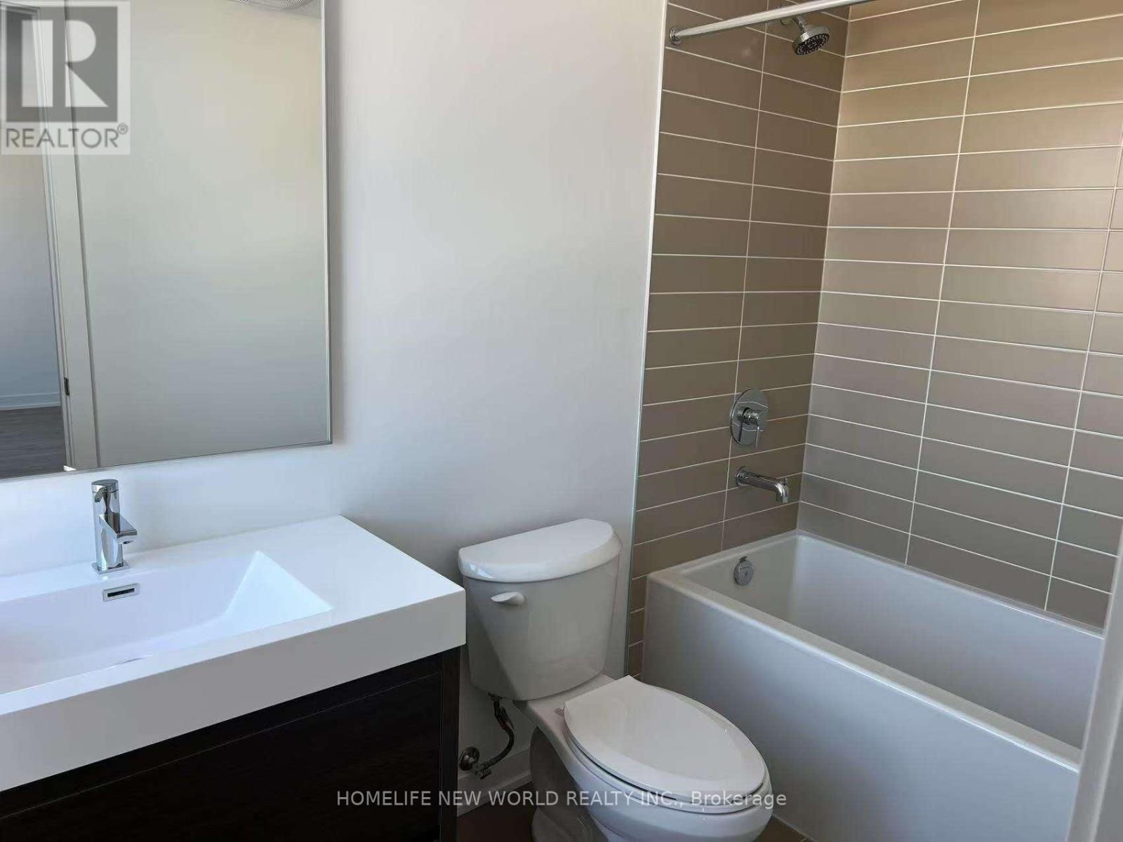 64 Turtle Island Road, Toronto, Ontario M6A 2M5 - Photo 12 - C13443248