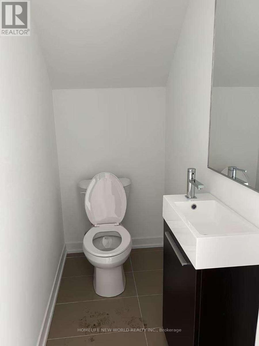 64 Turtle Island Road, Toronto, Ontario M6A 2M5 - Photo 7 - C13443248