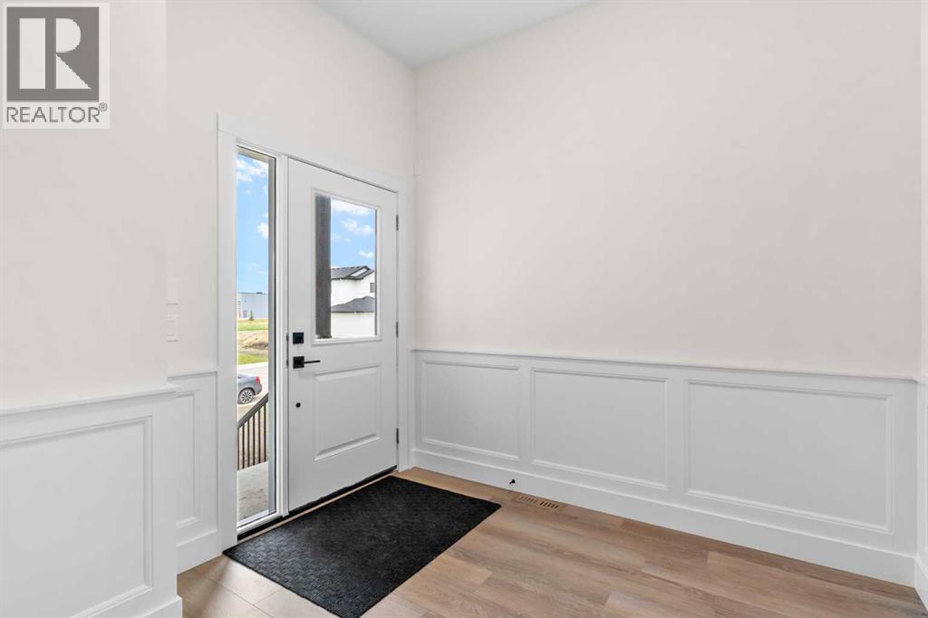 716 Mandalay Avenue, Carstairs, Alberta  T0M 0N0 - Photo 15 - A2318970