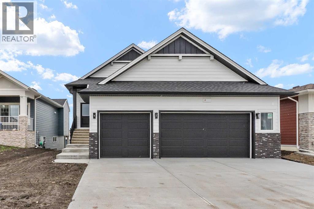 716 Mandalay Avenue, Carstairs, Alberta  T0M 0N0 - Photo 36 - A2318970