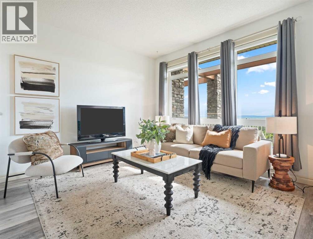 4, 153 Rockyledge View NW, Calgary, Alberta