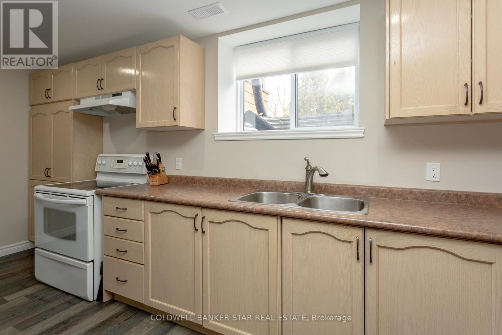 8037 Springwater Road, Central Elgin, Ontario  N5H 2R4 - Photo 31 - X12633086