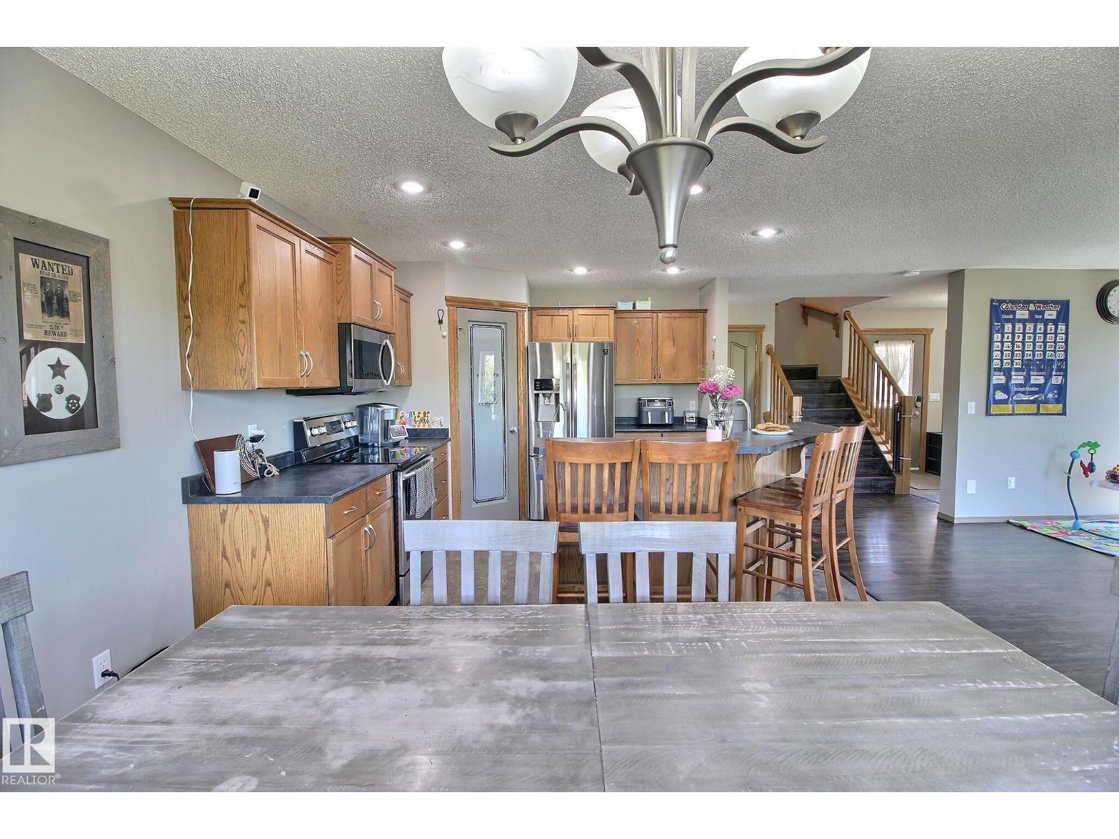 19 Huxley Cv, Spruce Grove, Alberta  T7X 4S5 - Photo 11 - E4490023