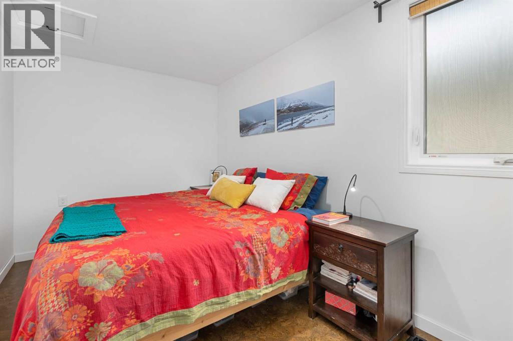 2521 16a Street NW, Calgary, Alberta  T2M 3R5 - Photo 18 - A2320021