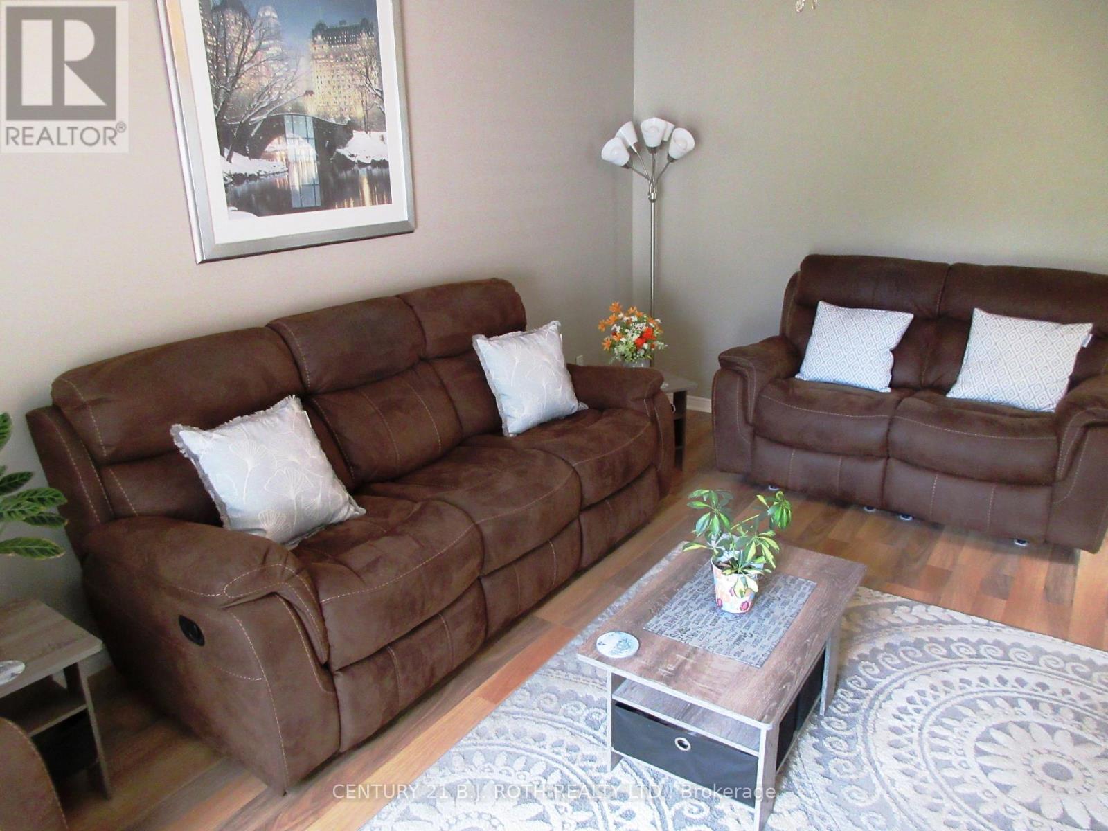 31 River Drive, Essa, Ontario  L3W 0G8 - Photo 14 - N13443304