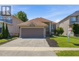 109 SOVEREIGNS GATE, Barrie, Ontario