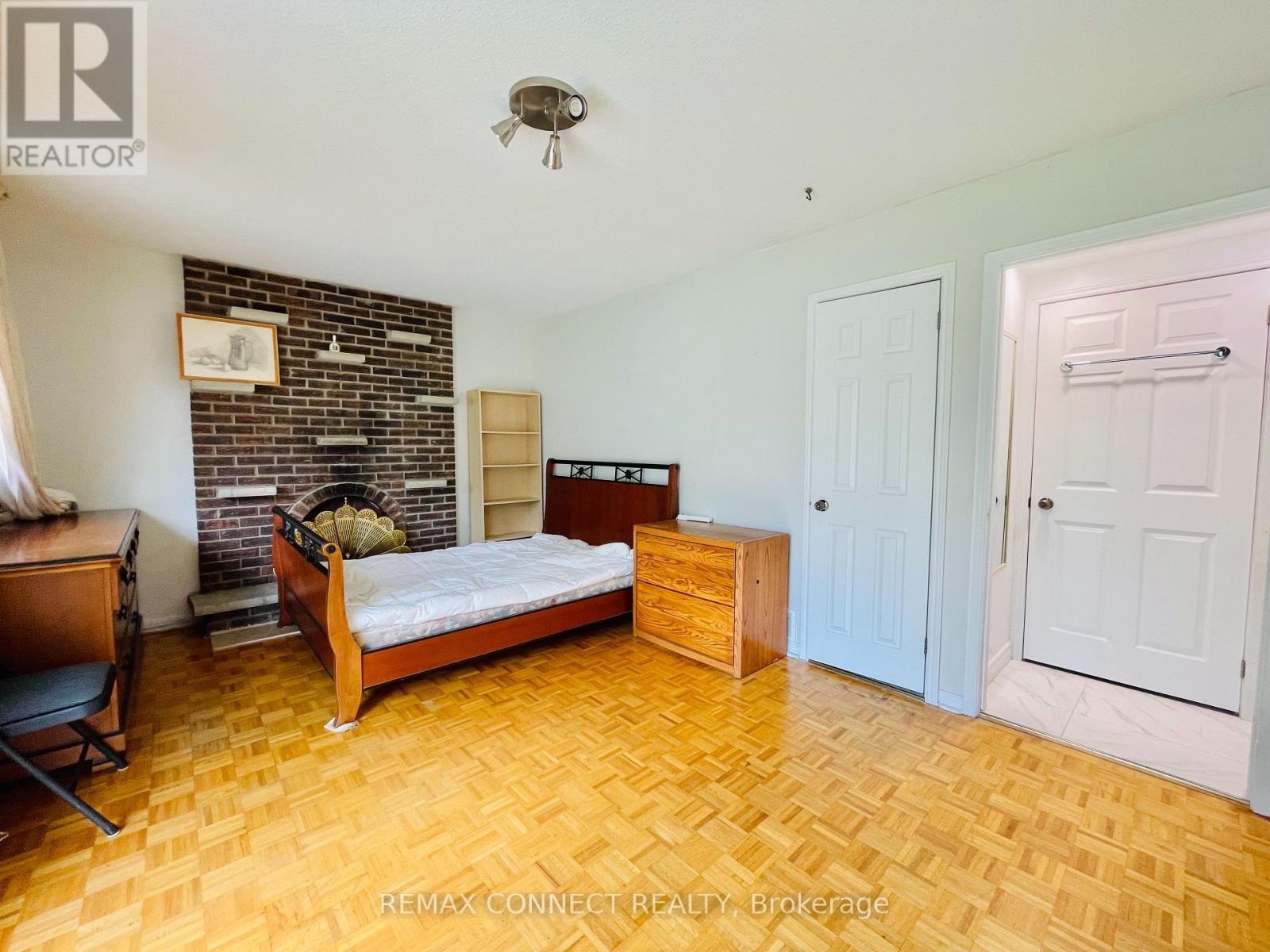 Ground Floor Studio - 99 Bushmills Square, Toronto, Ontario  M1V 1K5 - Photo 8 - E13436934