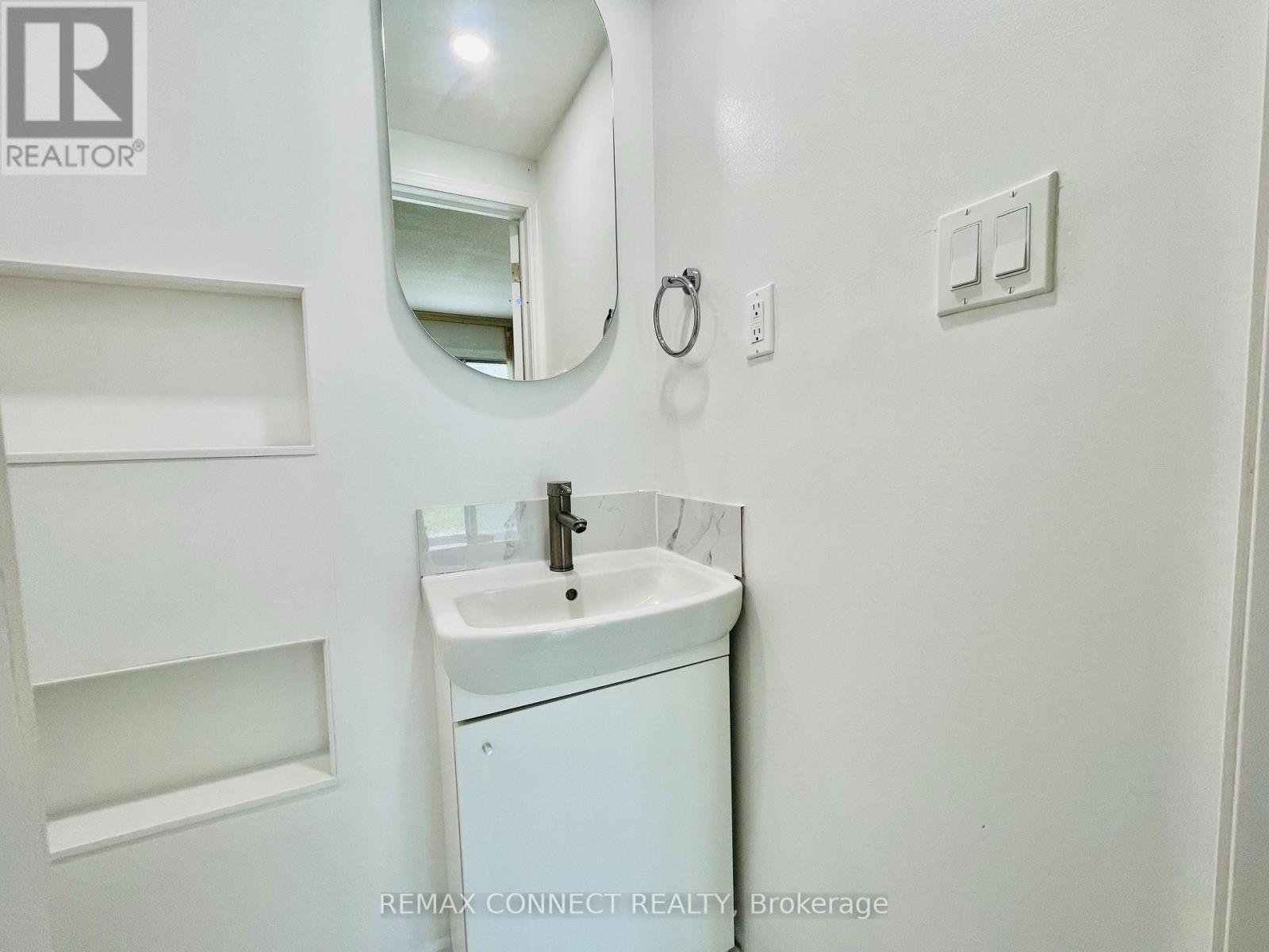 Ground Floor Studio - 99 Bushmills Square, Toronto, Ontario  M1V 1K5 - Photo 13 - E13436934