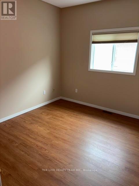 238 Deerglen Terrace, Aurora, Ontario  L4G 6Y6 - Photo 13 - N12979804