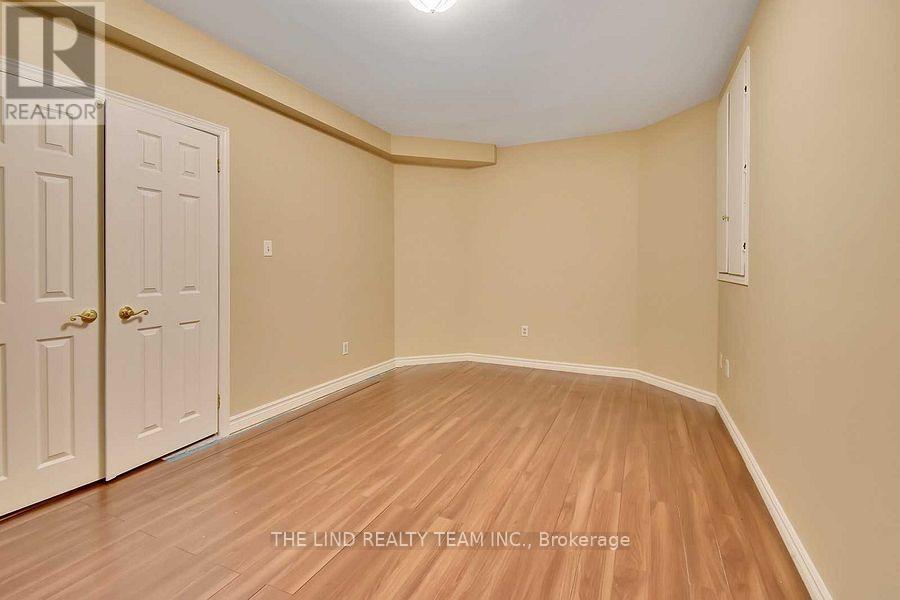 238 Deerglen Terrace, Aurora, Ontario  L4G 6Y6 - Photo 17 - N12979804
