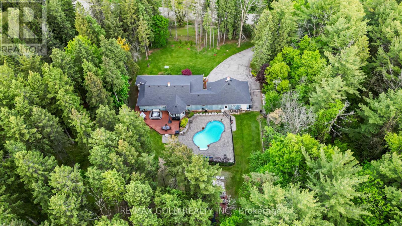 15252 Chinguacousy Road, Caledon, Ontario L7C 1Z7 - Photo 3 - W13434948