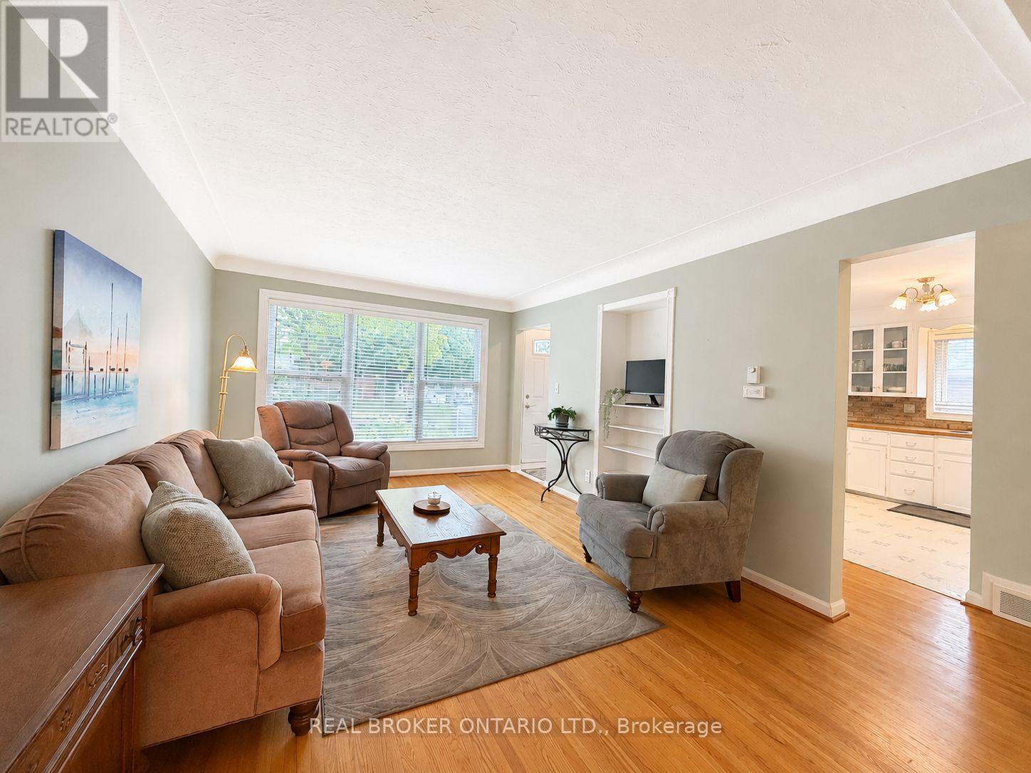 20 Cardinal Drive, Hamilton, Ontario L9A 4H4 - Photo 5 - X13035560