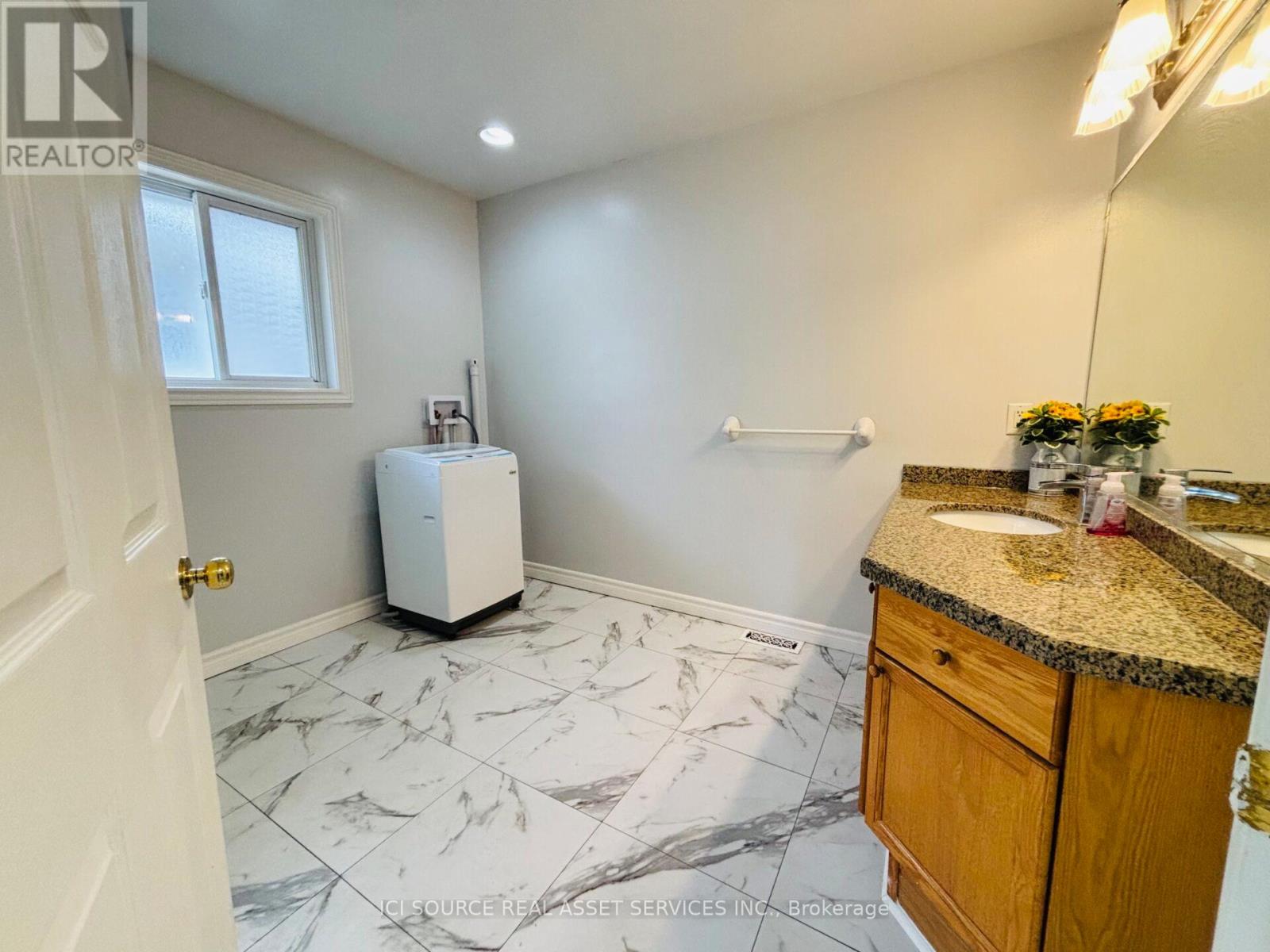 Main Fl - 7153 Kelly Drive, Niagara Falls, Ontario  L2H 3K1 - Photo 7 - X13125960