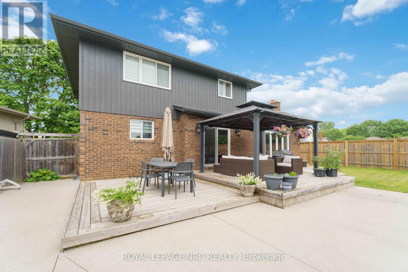 9 Woodgarden Court, St. Catharines, Ontario  L2M 7C9 - Photo 34 - X13443316