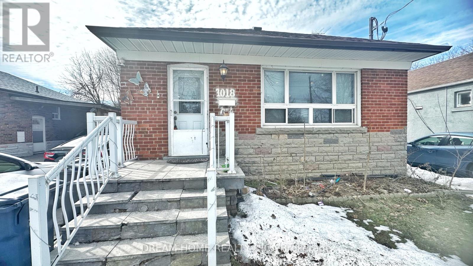 BASEMENT A - 1018 KENNEDY ROAD, Toronto (Ionview)