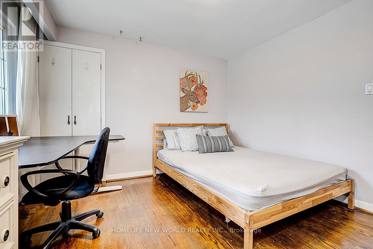 64 Gladys Road, Toronto, Ontario  M1C 1C6 - Photo 11 - E13443334